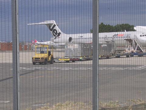 Betafence-US-airport-fence-security